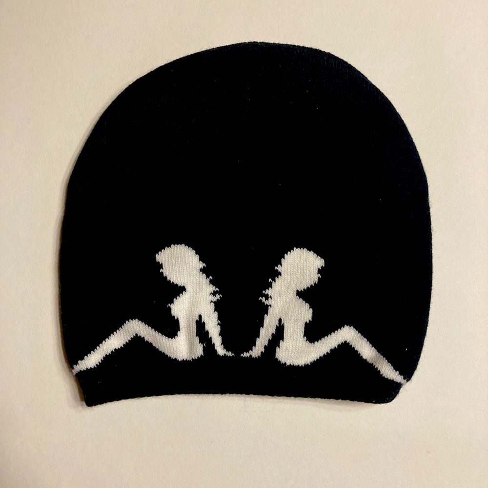 Beanie with design (New)